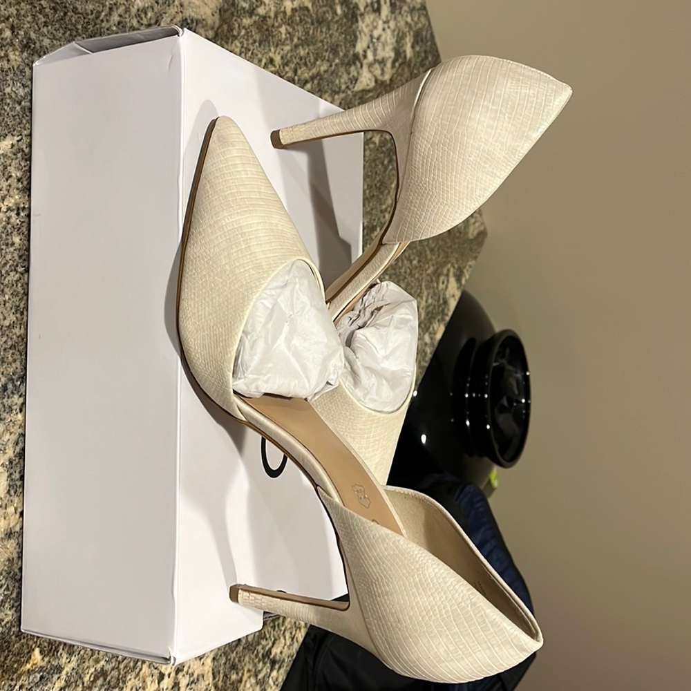 Also Selvealian heels